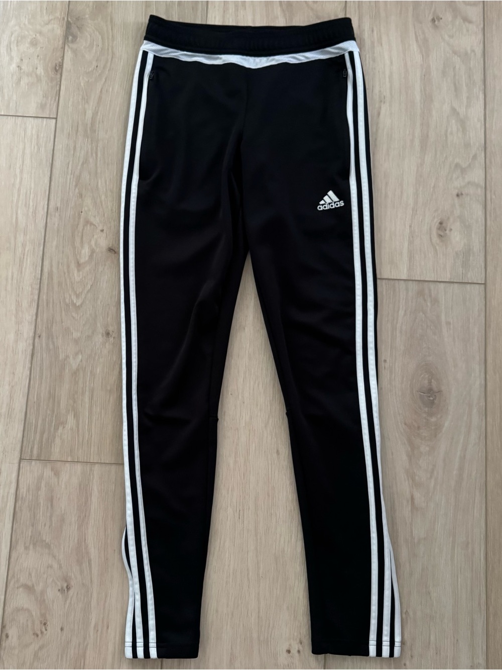 Adidas women’s Tiro 15 soccer athletic training pants tapered zip leg XS